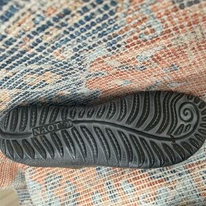 Naot Men's Black Sandals